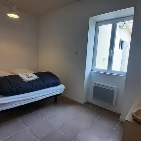 Hébergement de vacances Maisons De 6 Pers Proche Plan D'eau *