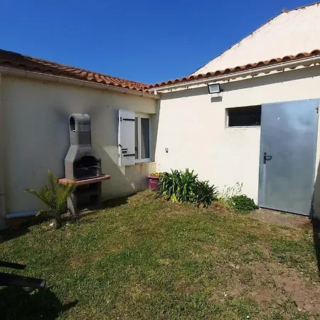 Hébergement de vacances Maisons De 6 Pers Proche Plan D'eau *