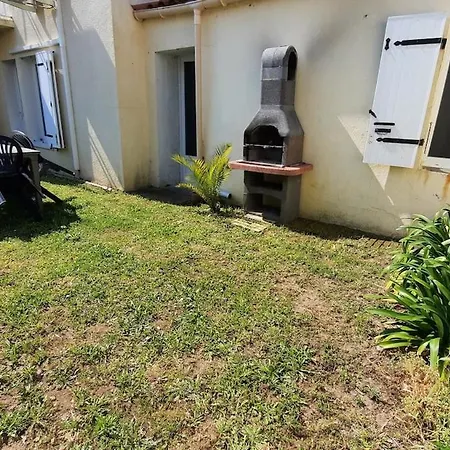 Дом отдыха Maisons De 6 Pers Proche Plan D'eau L'Aiguillon-la-Presqu'ile